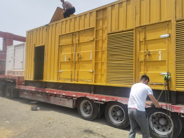 单县发电机出租100KW发电机需要什么规格的电缆线？